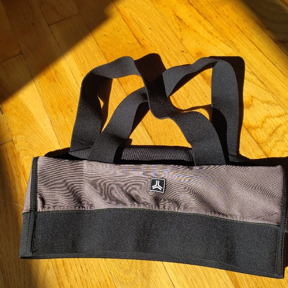 Floral Ultracor Sports Bra - Picture 2 of 3